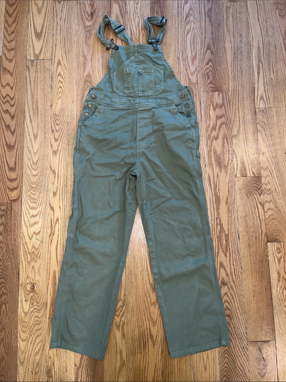 Quince Organic Stretch Cotton Twill Relaxed Overalls in Olive - Picture 4 of 16